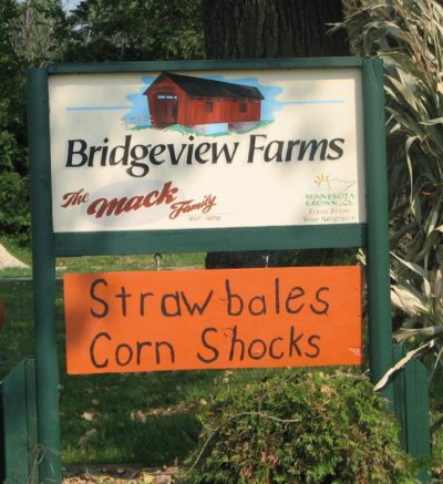 Bridgeview Farms Sign