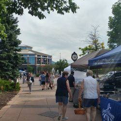 Centennial Lakes Farmers Market - Minnesota Grown
