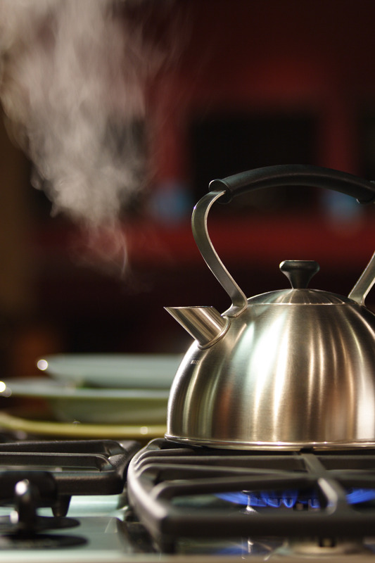 tea kettle steaming