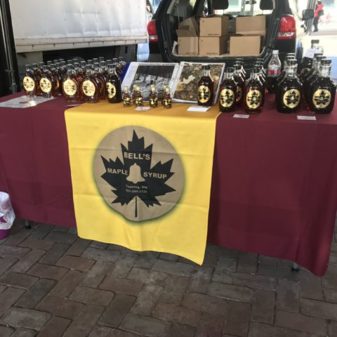 maple syrup display