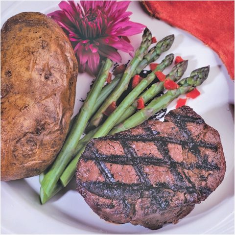 Bison steak with asparagus and potatoes