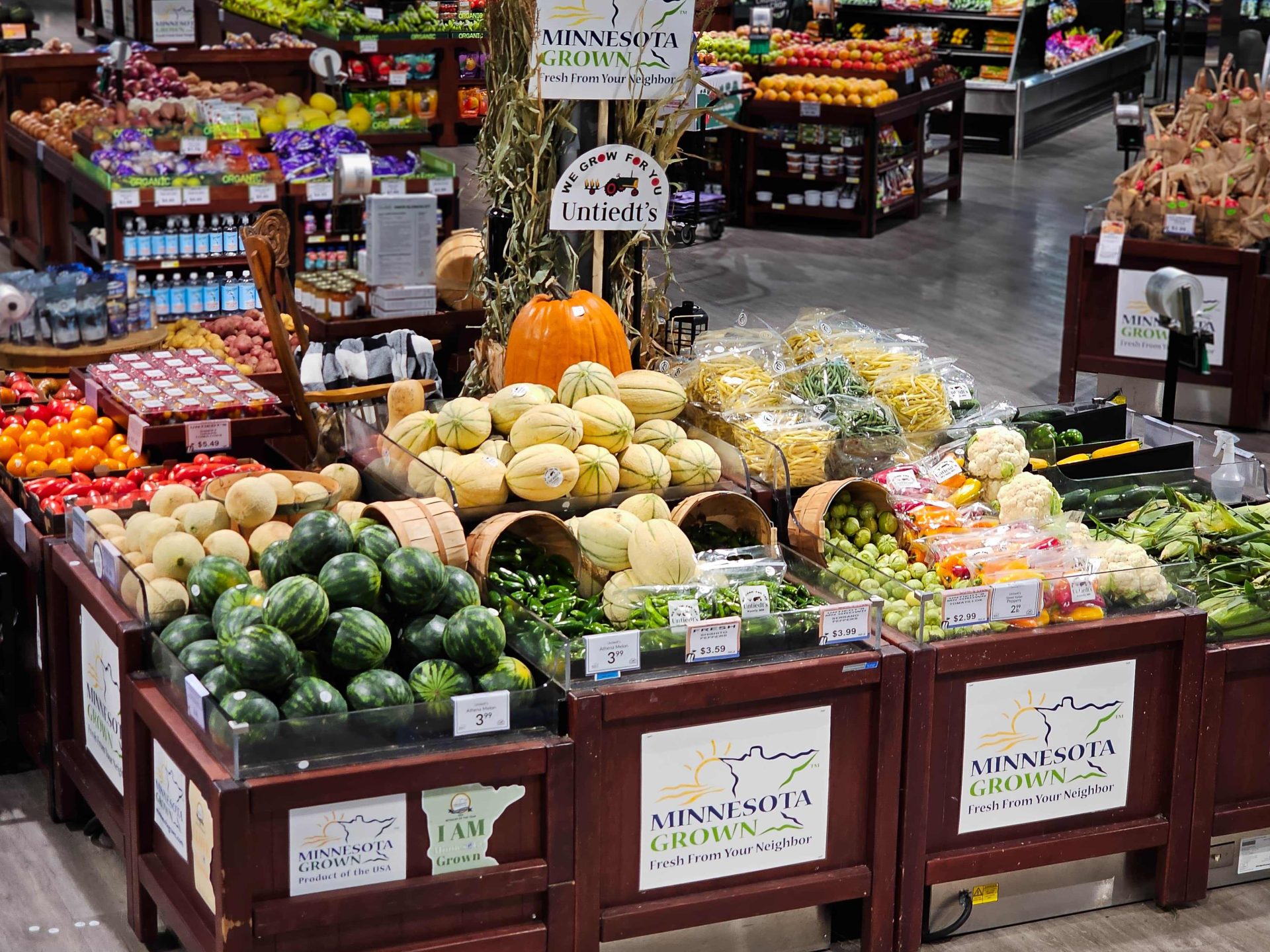 A grocery store produce display at Mackenthun's.