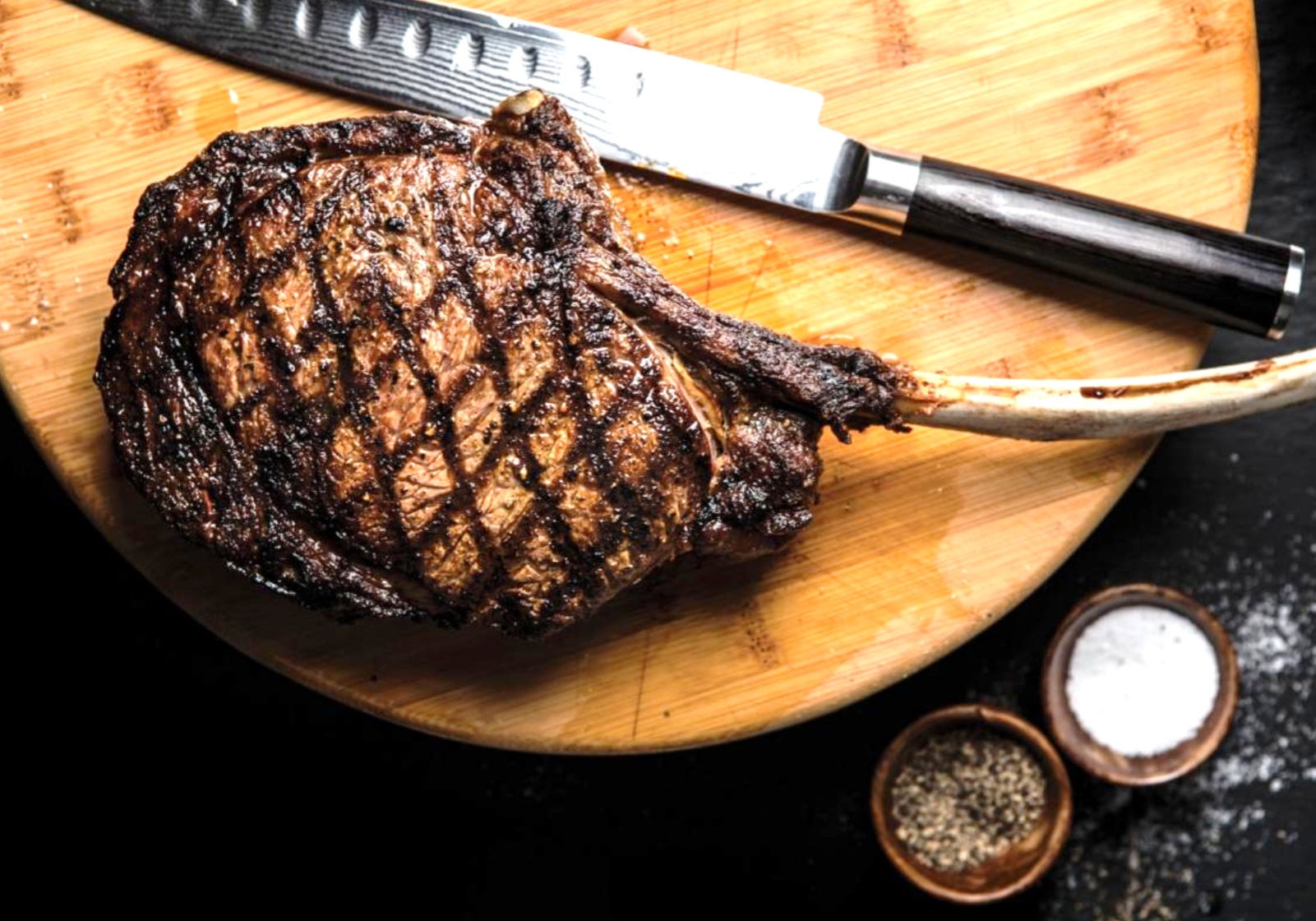 Tomahawk steak